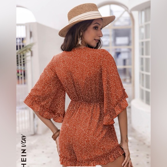 Romper - Picture 2 of 3